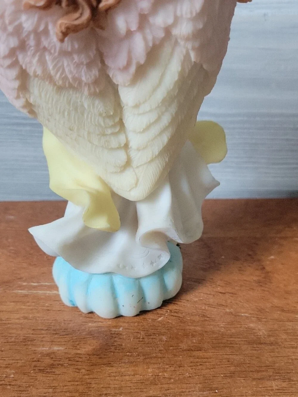 Hand-Painted Angel Figurine in Pastel Colors - Decorative Home Accent